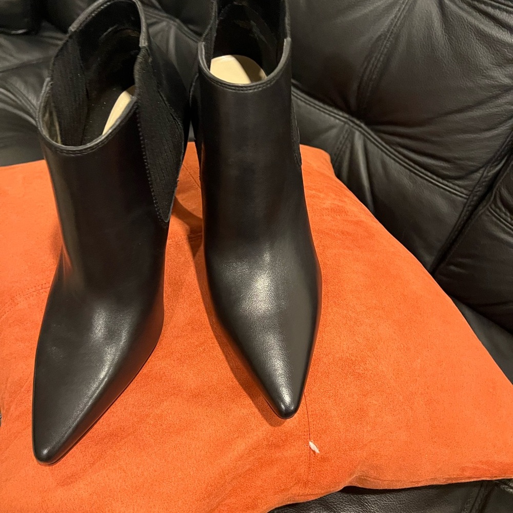 Nine West Black Ankle Boots with Stiletto Heel